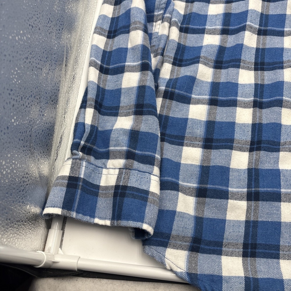 IZOD Blue Plaid Flannel Shirt‎ Mens  Size Large Tall Button Up Logo Pocket - Picture 7 of 12